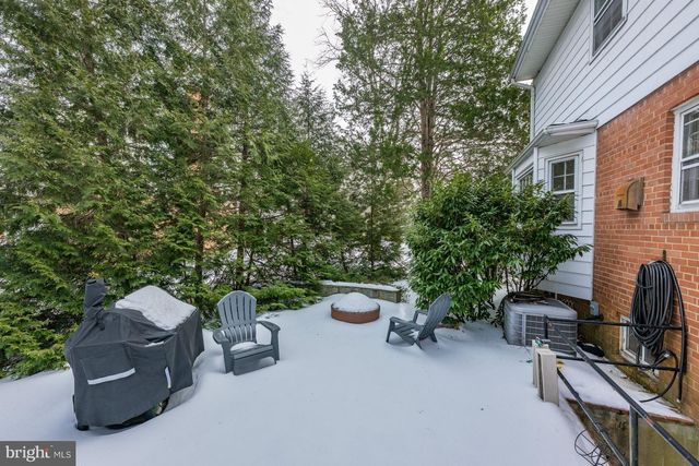 8511 CAMDEN ST, Alexandria, VA 22308