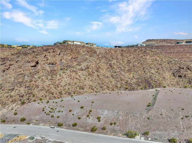 22 Rockstream Drive, Henderson, NV 89012