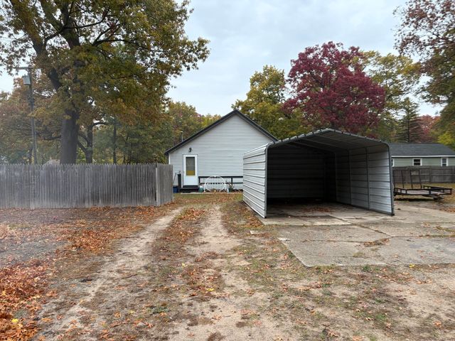 2973 Valk Street, Norton Shores City, MI 49444