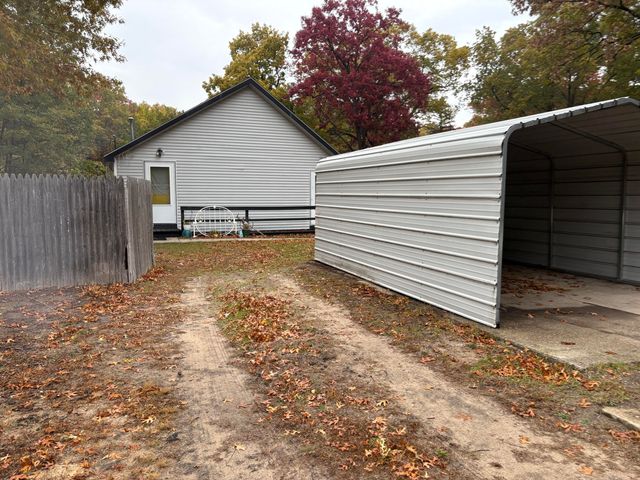 2973 Valk Street, Norton Shores City, MI 49444