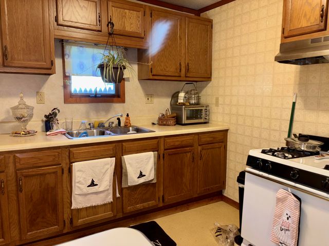 2973 Valk Street, Norton Shores City, MI 49444