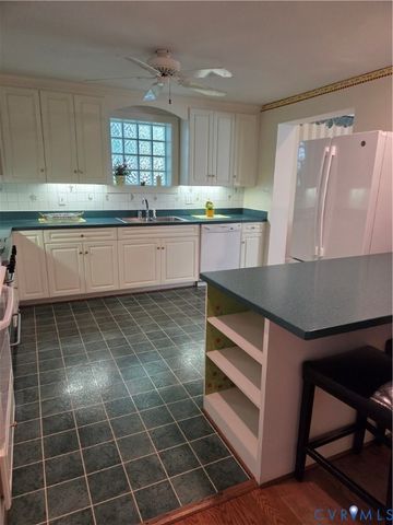 7733 Rock Creek Rd, Henrico, VA 23229