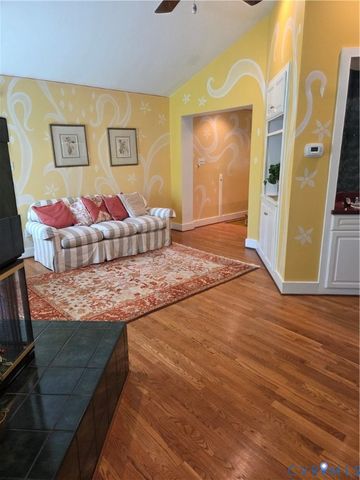7733 Rock Creek Rd, Henrico, VA 23229