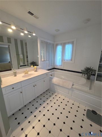 7733 Rock Creek Rd, Henrico, VA 23229