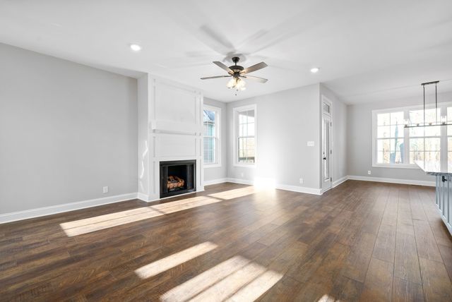 228 Birnam Wood Trce, Clarksville, TN 37043