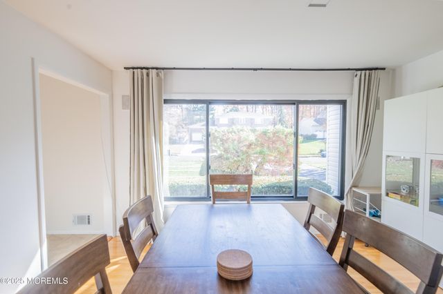 12 Pence Road, Manalapan, NJ 07726