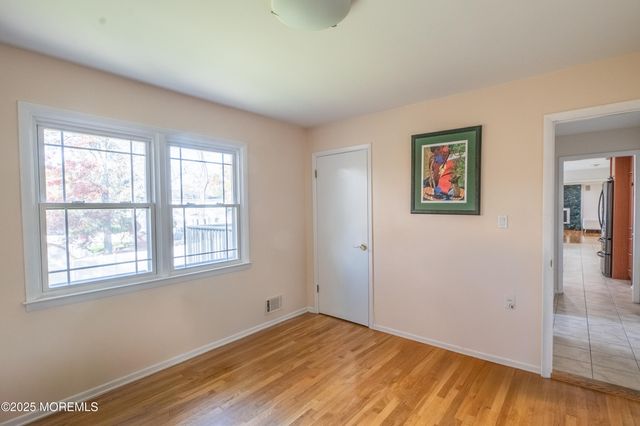 12 Pence Road, Manalapan, NJ 07726