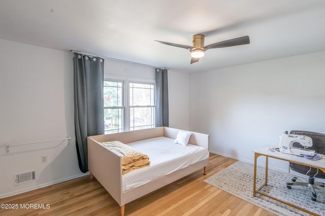 12 Pence Road, Manalapan, NJ 07726