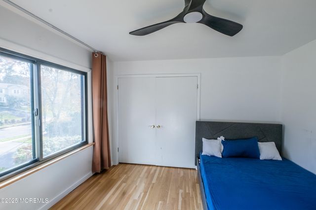 12 Pence Road, Manalapan, NJ 07726