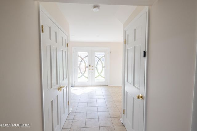 12 Pence Road, Manalapan, NJ 07726