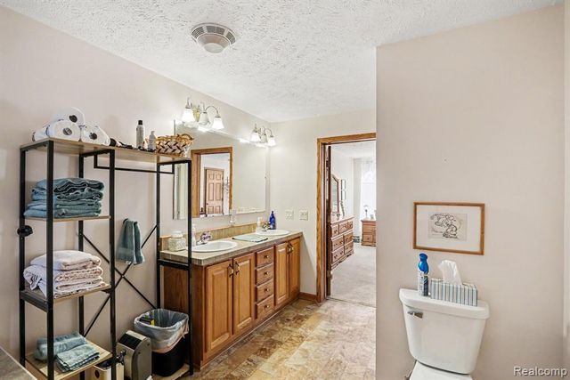 6175 S Branch Lane, Smiths Creek, MI 48074