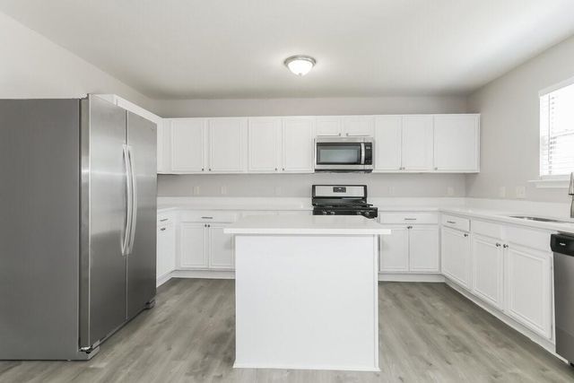 15111 Western Skies Drive, Houston, TX 77086