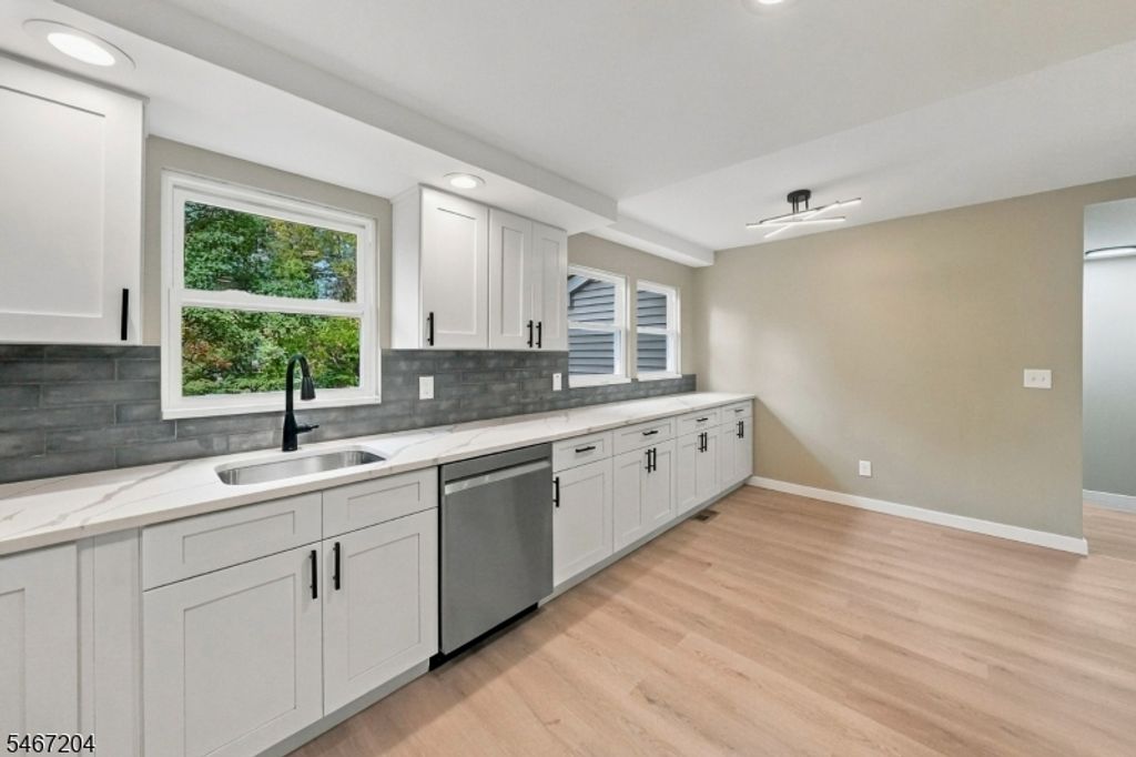 22 Forest Ln, Ewing Twp., NJ 08628 — photo 4