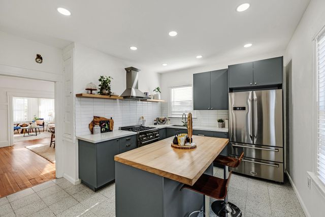 1919 48Th Ave, Oakland, CA 94601