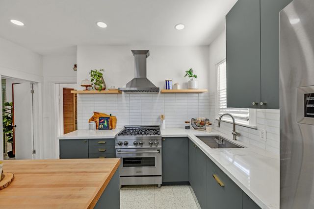 1919 48Th Ave, Oakland, CA 94601