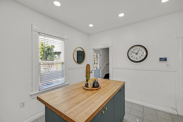 1919 48Th Ave, Oakland, CA 94601