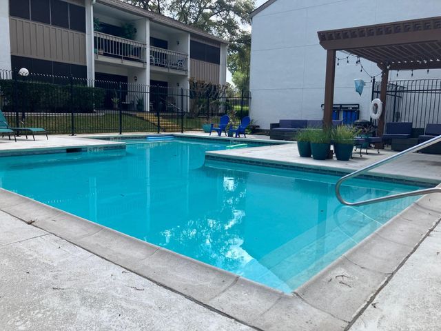 12100 Melville Drive 412, Montgomery, TX 77356