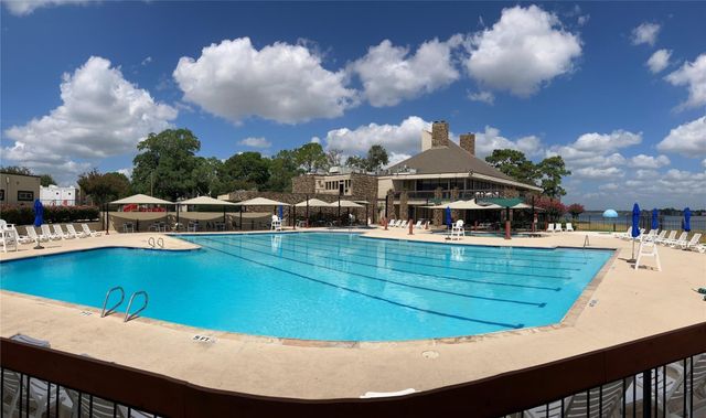 12100 Melville Drive 412, Montgomery, TX 77356