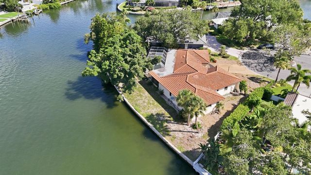 522 COMMONWEALTH LANE, Sarasota, FL 34242
