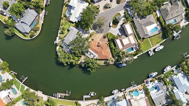 522 COMMONWEALTH LANE, Sarasota, FL 34242