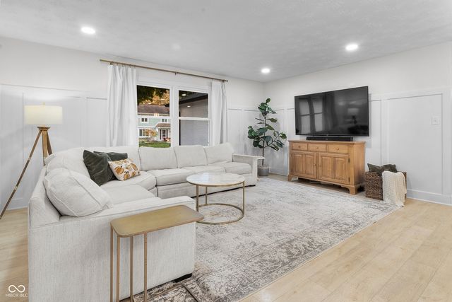 3324 Eden Way Place, Carmel, IN 46033