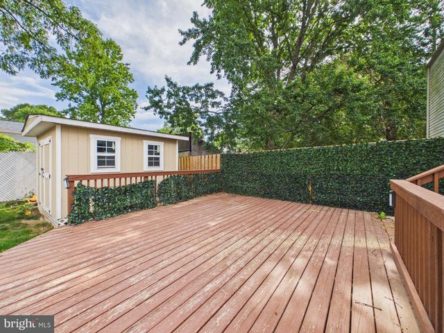 1358 RALEIGH DR, Severn, MD 21144