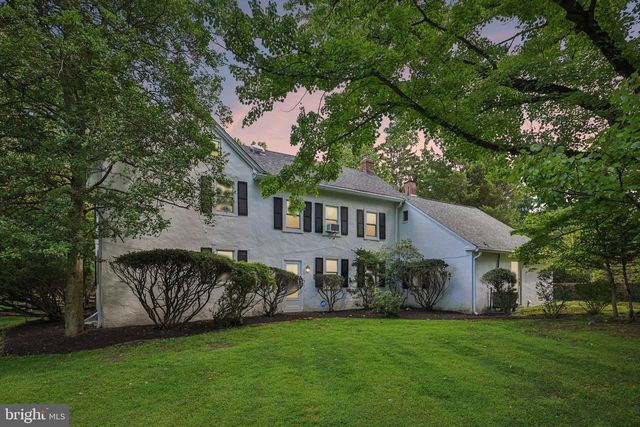 1198 UNION MEETING RD, Blue Bell, PA 19422