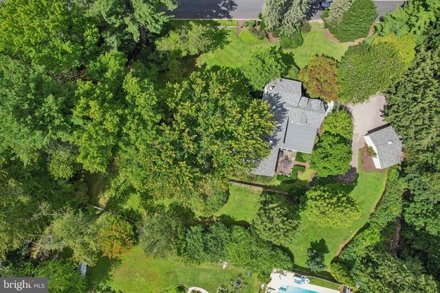 1198 UNION MEETING RD, Blue Bell, PA 19422