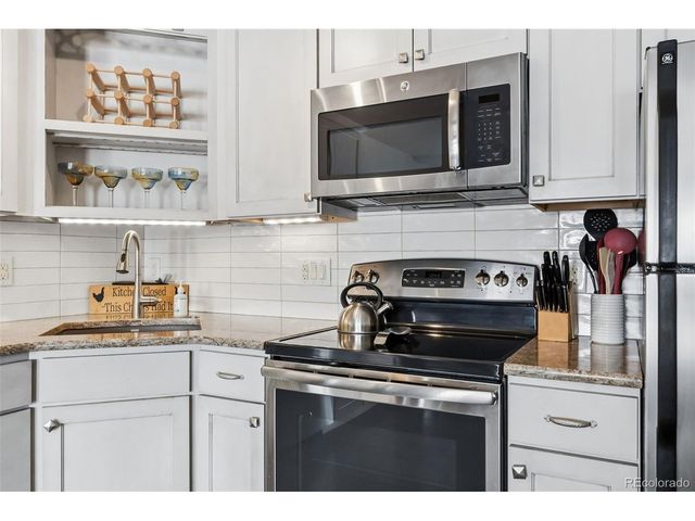 401 W La Bonte St 202, Dillon, CO 80435