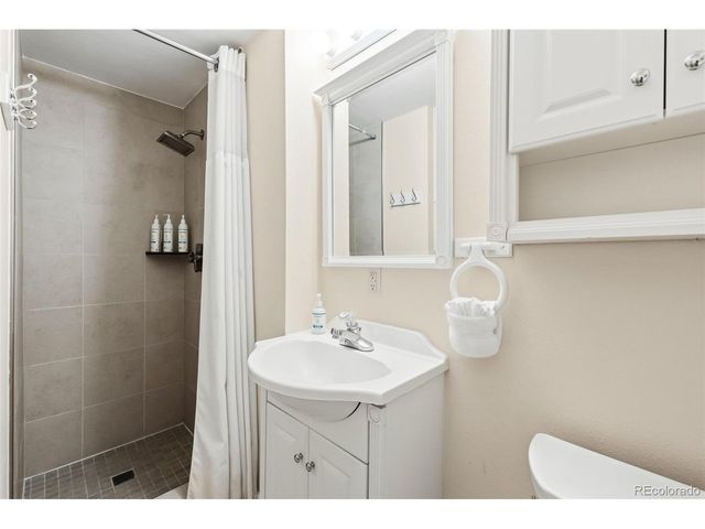 401 W La Bonte St 202, Dillon, CO 80435