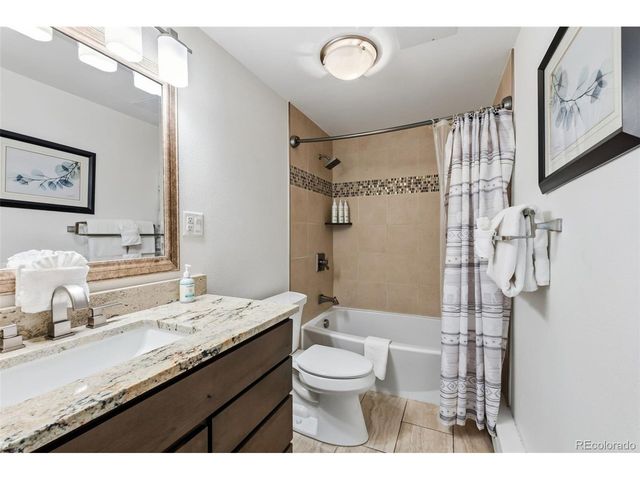 401 W La Bonte St 202, Dillon, CO 80435