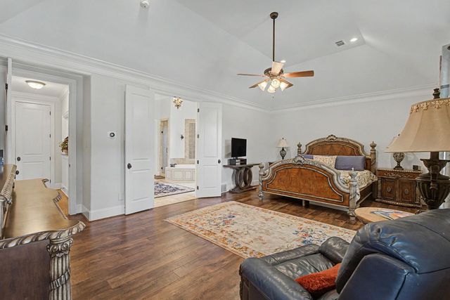 525 OGILIE CV, Collierville, TN 38017