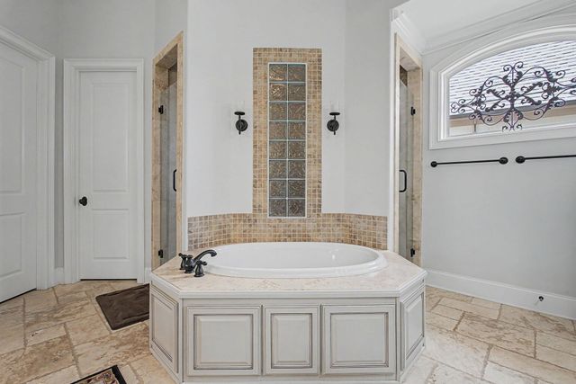 525 OGILIE CV, Collierville, TN 38017