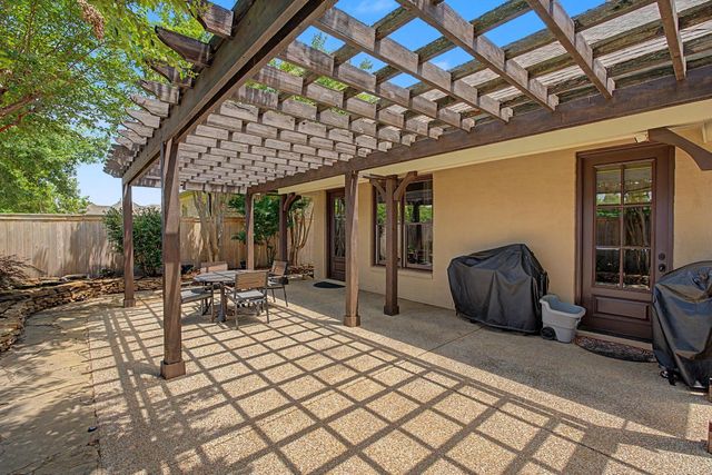 525 OGILIE CV, Collierville, TN 38017