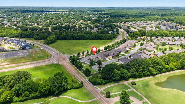 525 OGILIE CV, Collierville, TN 38017