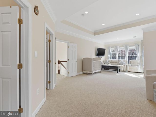 10123 RATCLIFFE MANOR DR, Fairfax, VA 22030