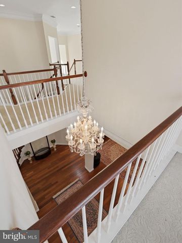 10123 RATCLIFFE MANOR DR, Fairfax, VA 22030