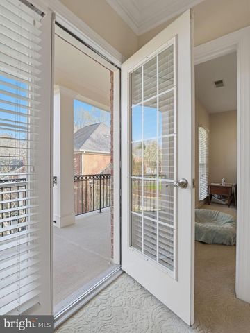 10123 RATCLIFFE MANOR DR, Fairfax, VA 22030