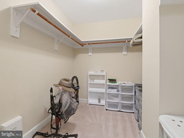 10123 RATCLIFFE MANOR DR, Fairfax, VA 22030