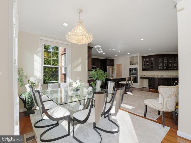 10123 RATCLIFFE MANOR DR, Fairfax, VA 22030