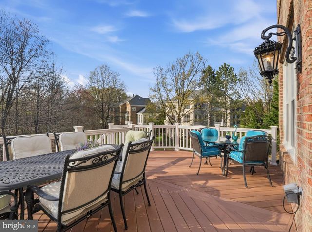 10123 RATCLIFFE MANOR DR, Fairfax, VA 22030