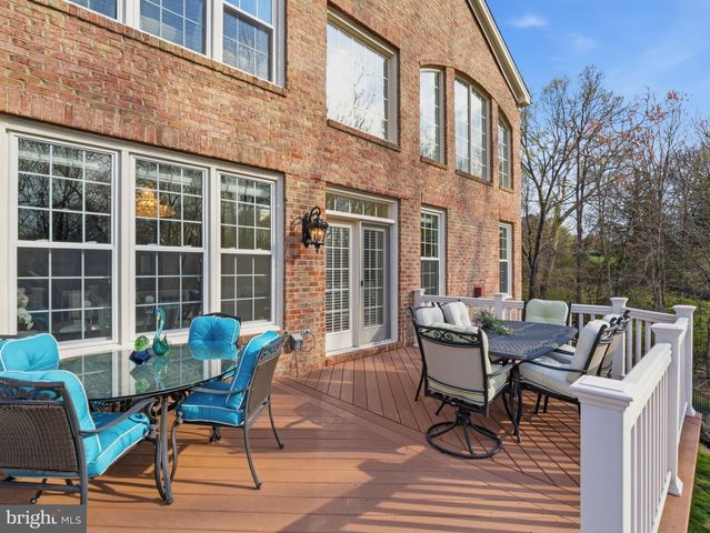 10123 RATCLIFFE MANOR DR, Fairfax, VA 22030