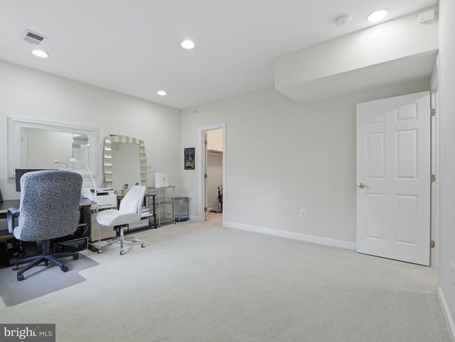 10123 RATCLIFFE MANOR DR, Fairfax, VA 22030