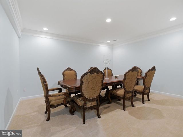 10123 RATCLIFFE MANOR DR, Fairfax, VA 22030