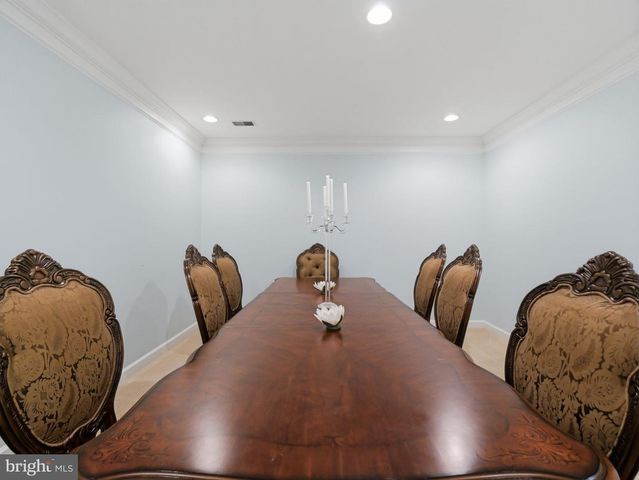 10123 RATCLIFFE MANOR DR, Fairfax, VA 22030