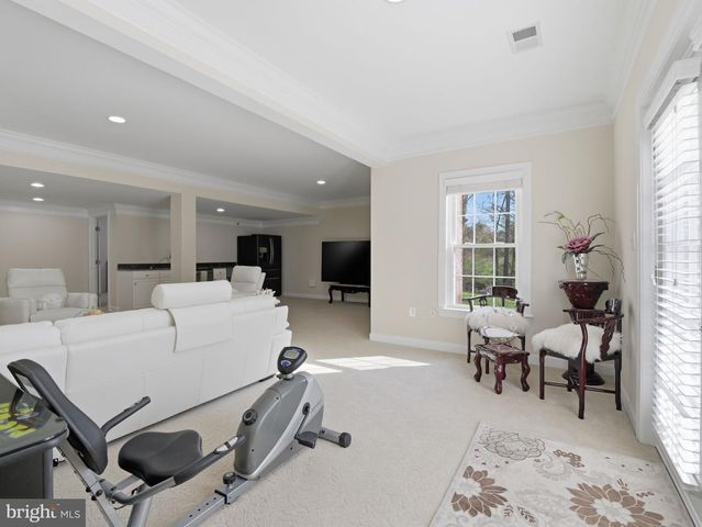 10123 RATCLIFFE MANOR DR, Fairfax, VA 22030