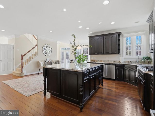 10123 RATCLIFFE MANOR DR, Fairfax, VA 22030