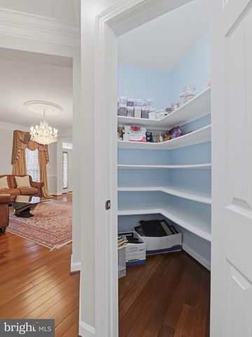 10123 RATCLIFFE MANOR DR, Fairfax, VA 22030