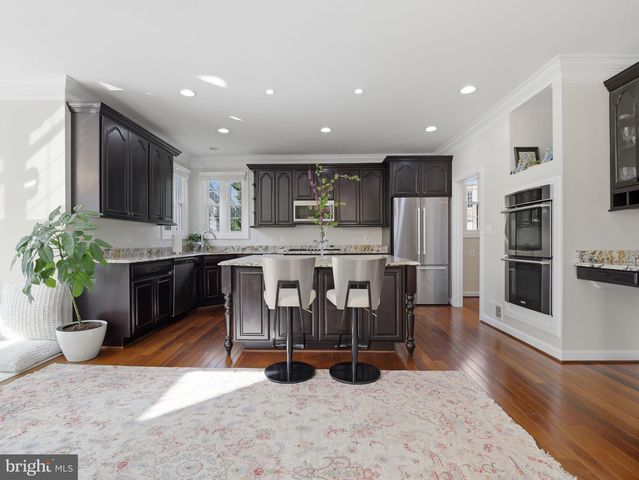 10123 RATCLIFFE MANOR DR, Fairfax, VA 22030