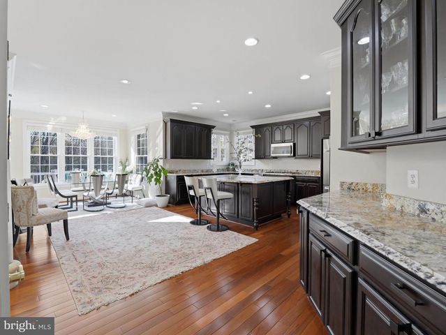 10123 RATCLIFFE MANOR DR, Fairfax, VA 22030